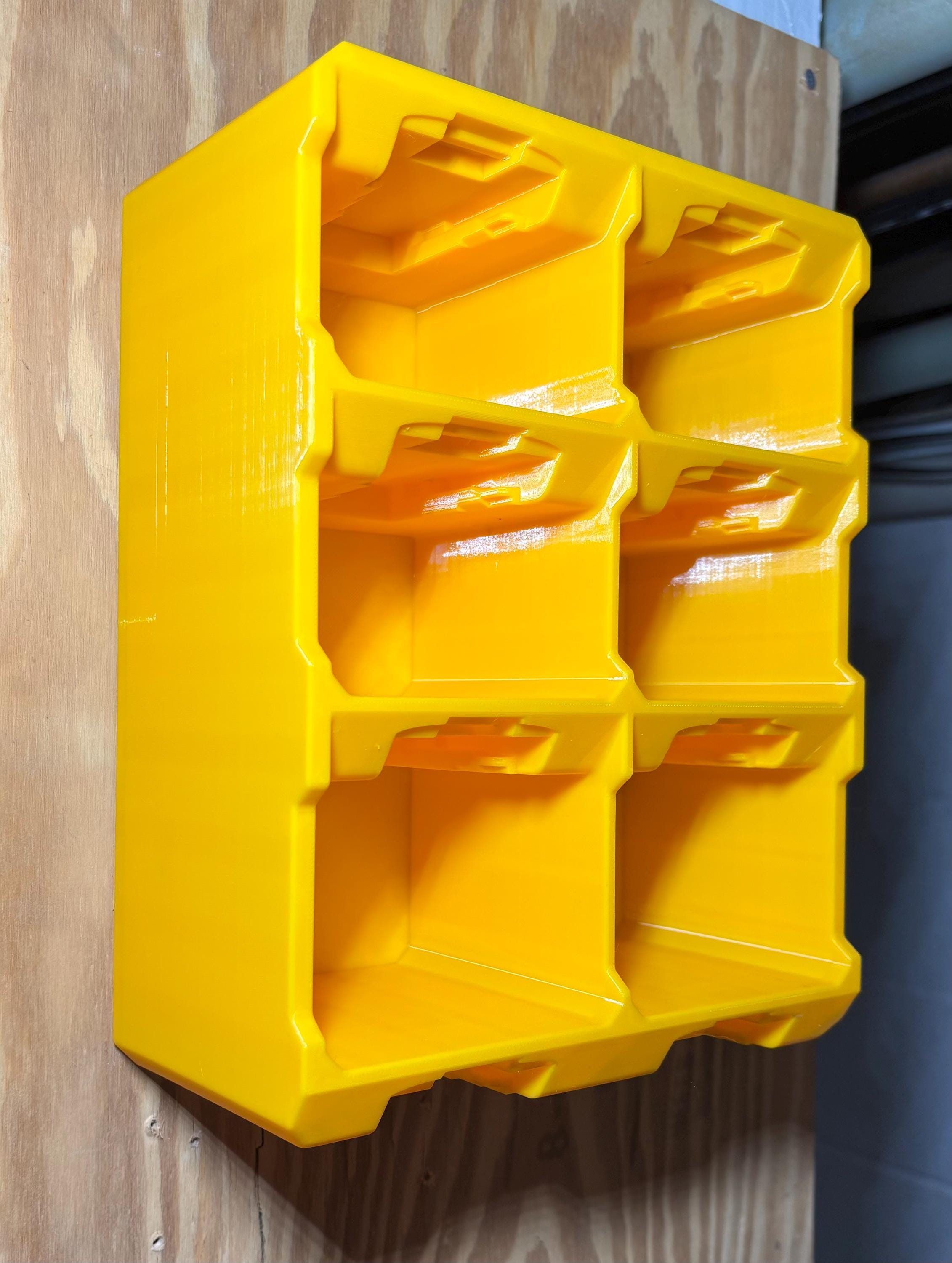 DeWalt 8-Bay Battery Rack Wall Mount
