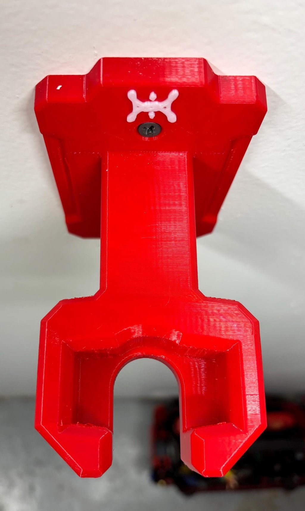 Milwaukee M18 QUIK-LOK Pole Saw Attachment Wall Mount Hanger (For Model #49-16-2720)