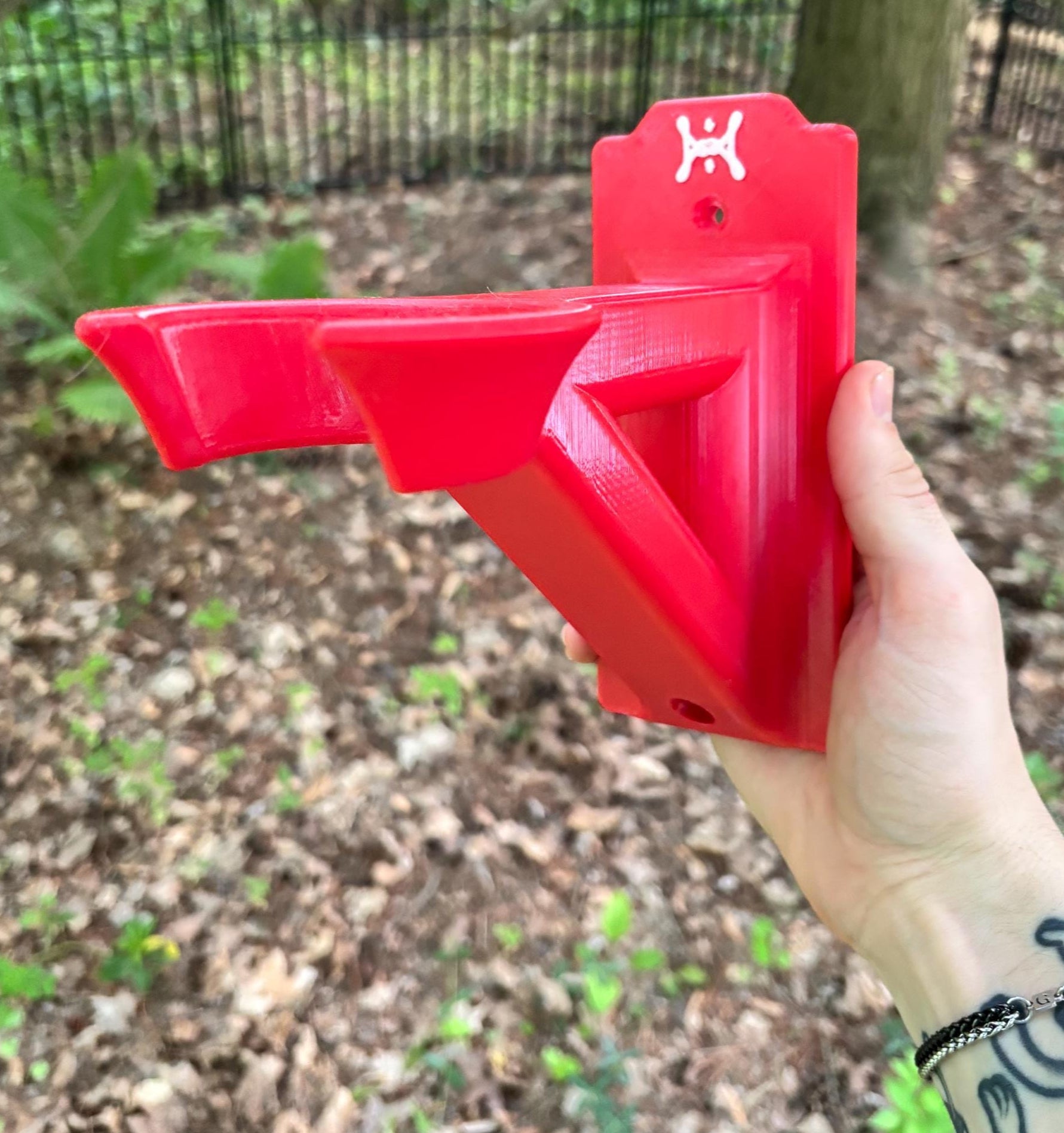 Milwaukee M18 QUIK-LOK String Trimmer Wall Mount Hanger (for Model #3016-20)