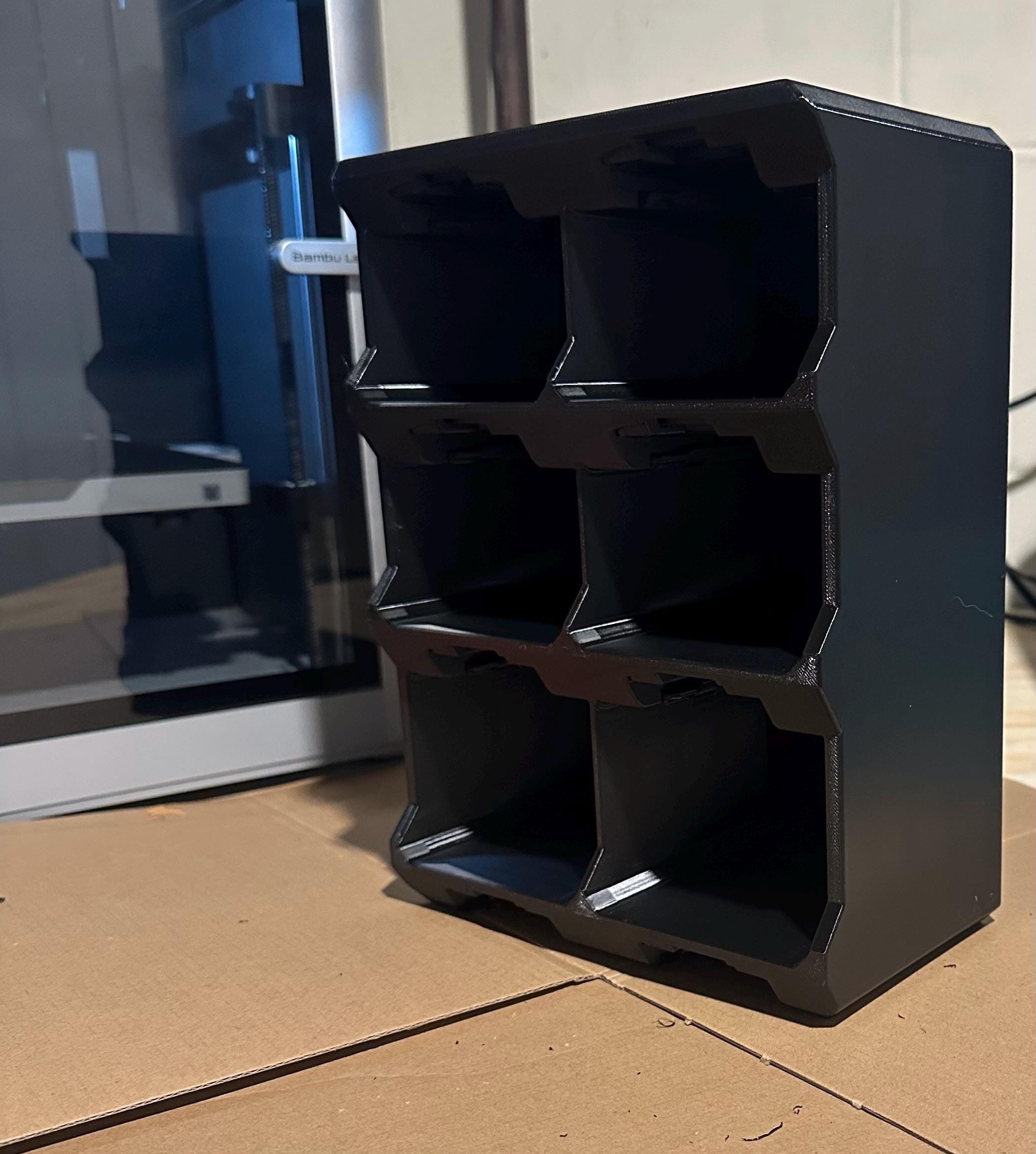 DeWalt 8-Bay Battery Rack Wall Mount