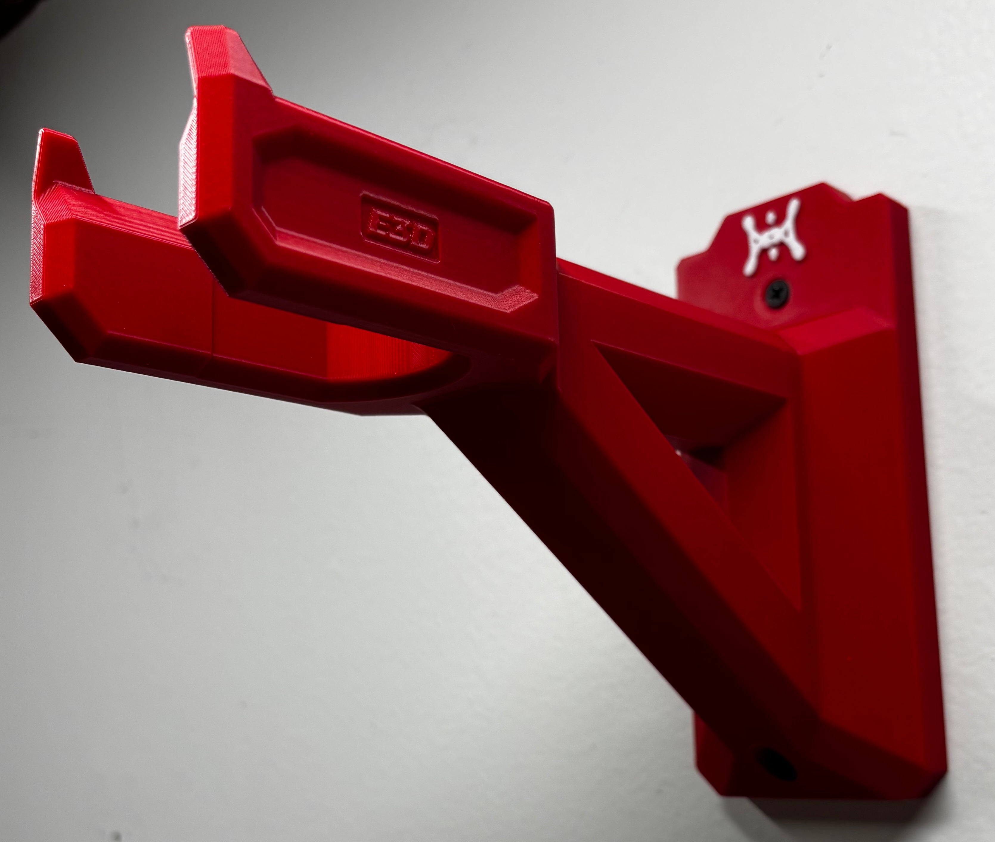 Milwaukee M18 QUIK-LOK String Trimmer Wall Mount Hanger (for Model #3016-20)
