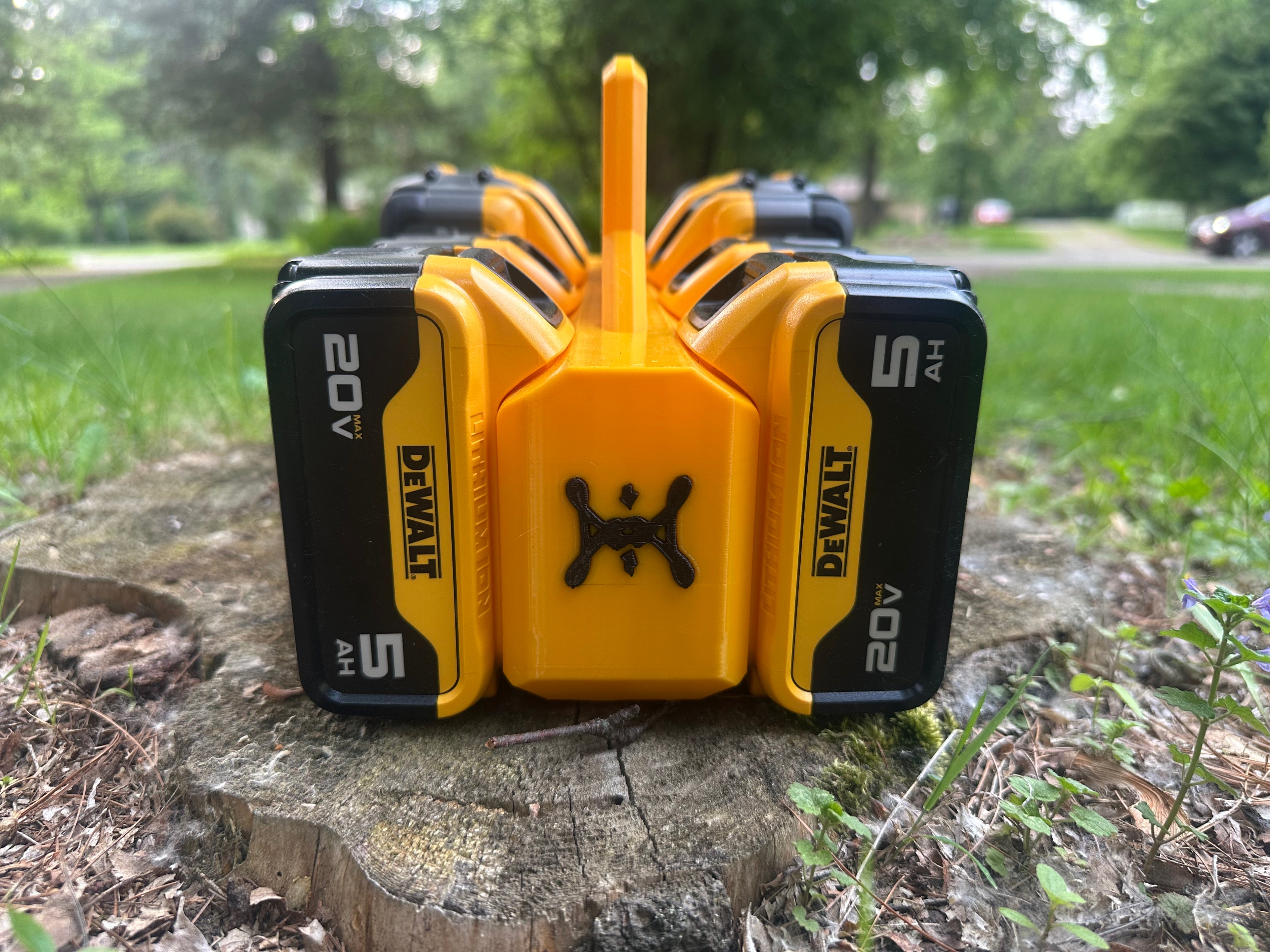 DeWalt 20V 8-Bay Battery Caddy