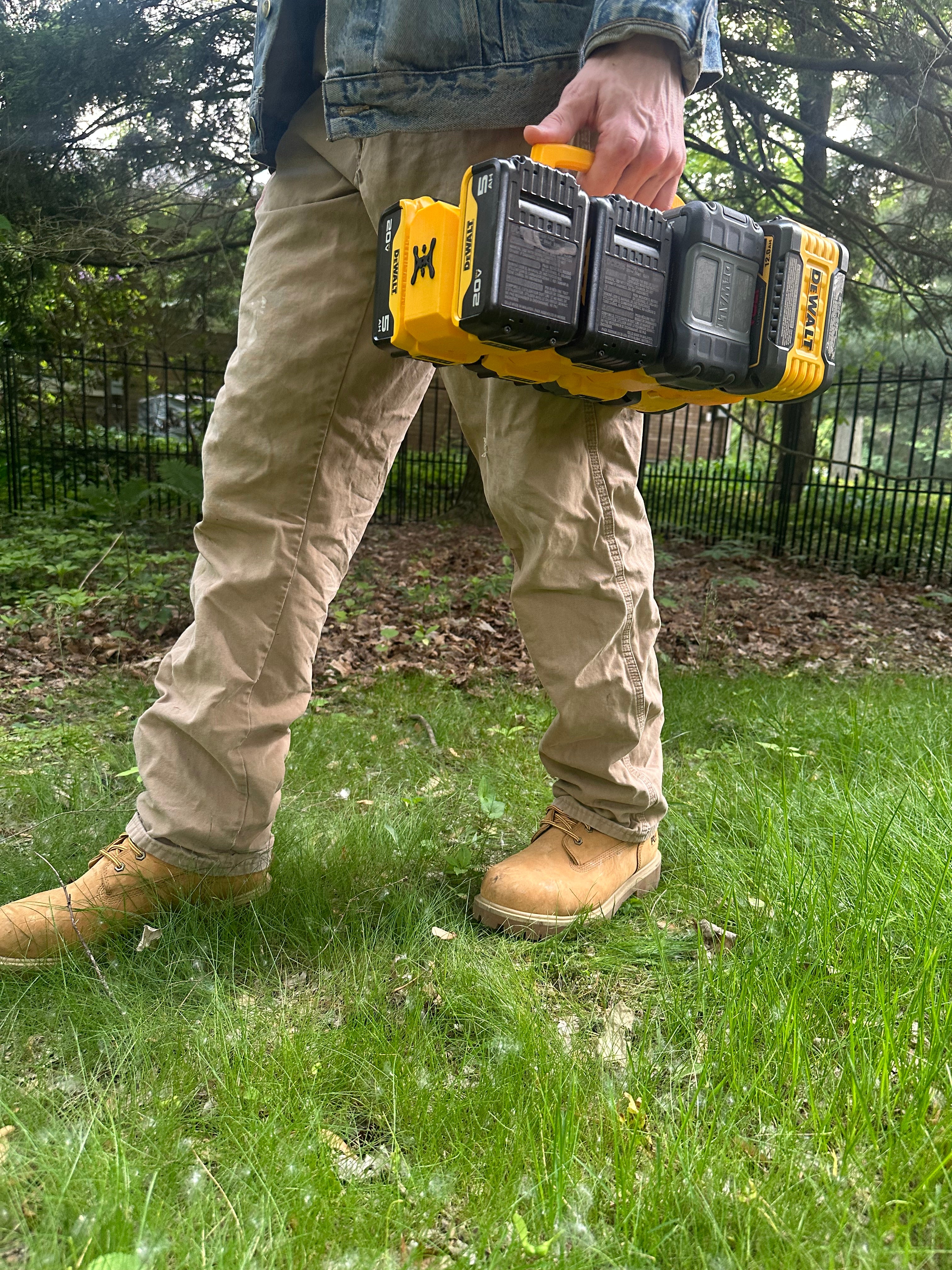 DeWalt 20V 8-Bay Battery Caddy