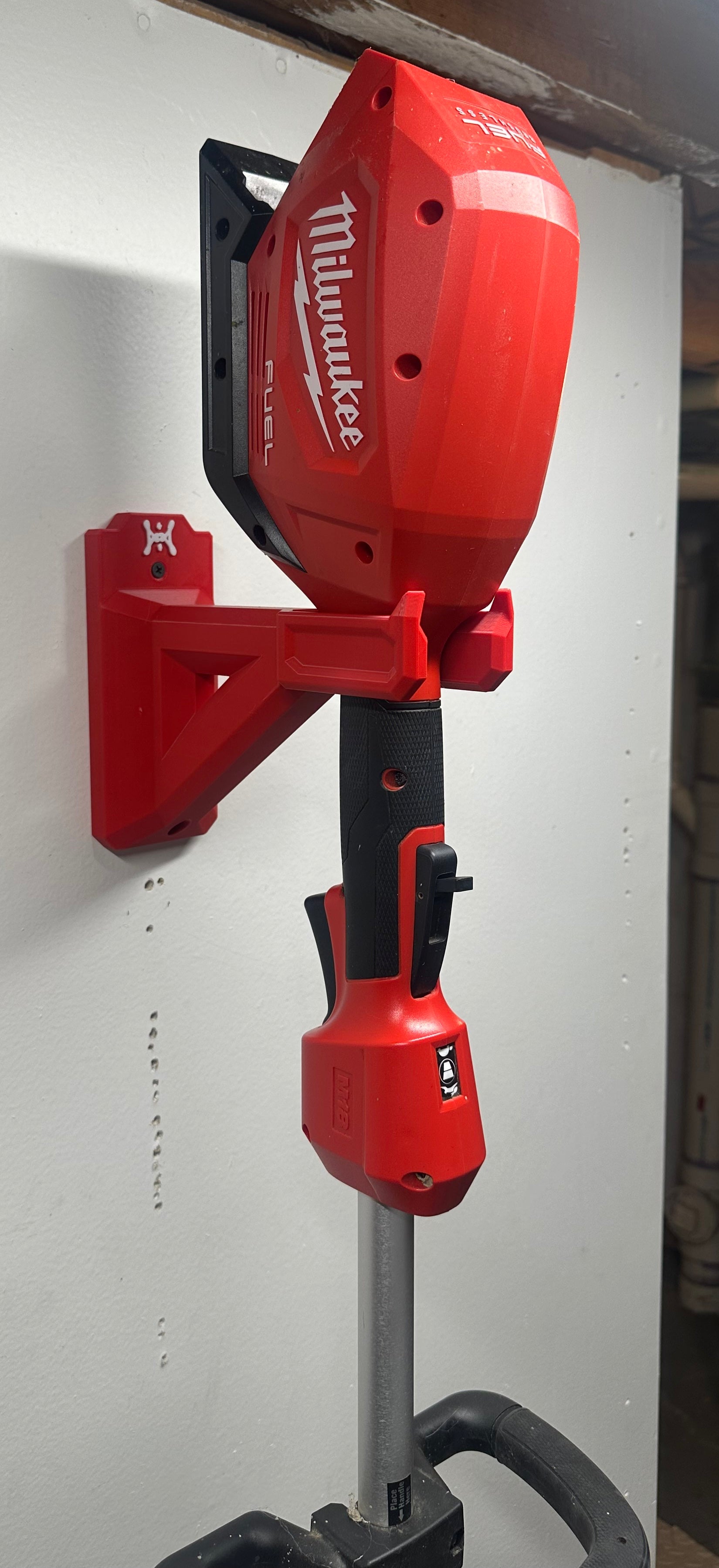 Milwaukee M18 QUIK-LOK String Trimmer Wall Mount Hanger (for Model #3016-20)