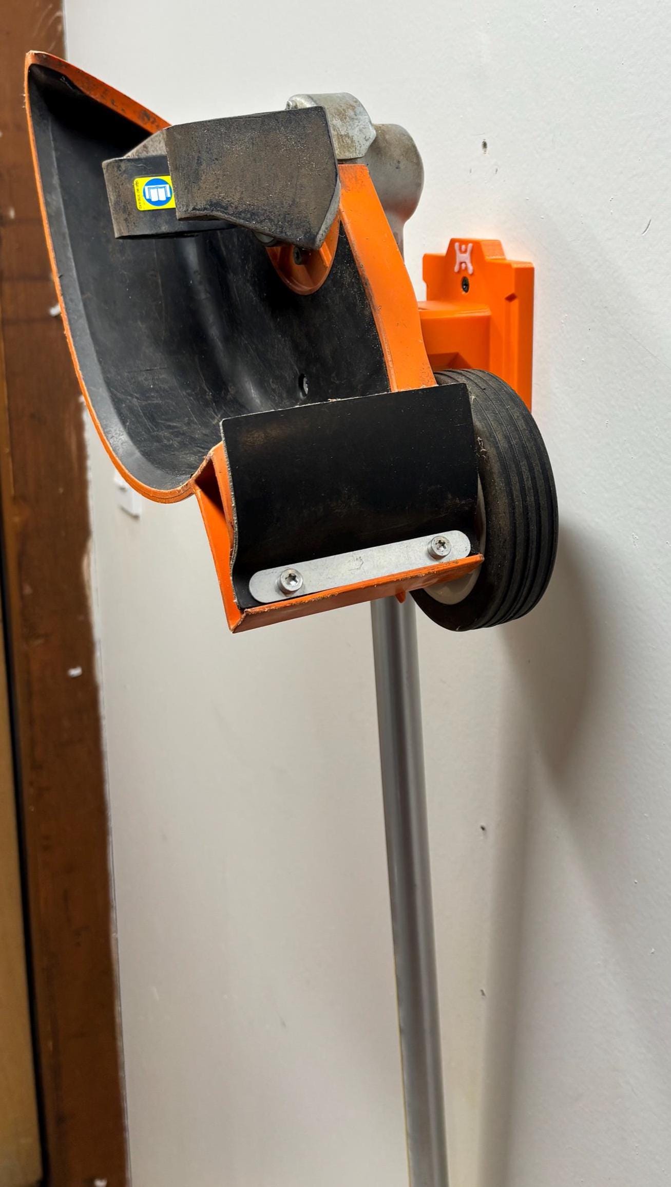 STIHL Kombi Bed Redefiner Attachment Compatible Wall Mount Hanger (for Kombi Model FBD-KM)