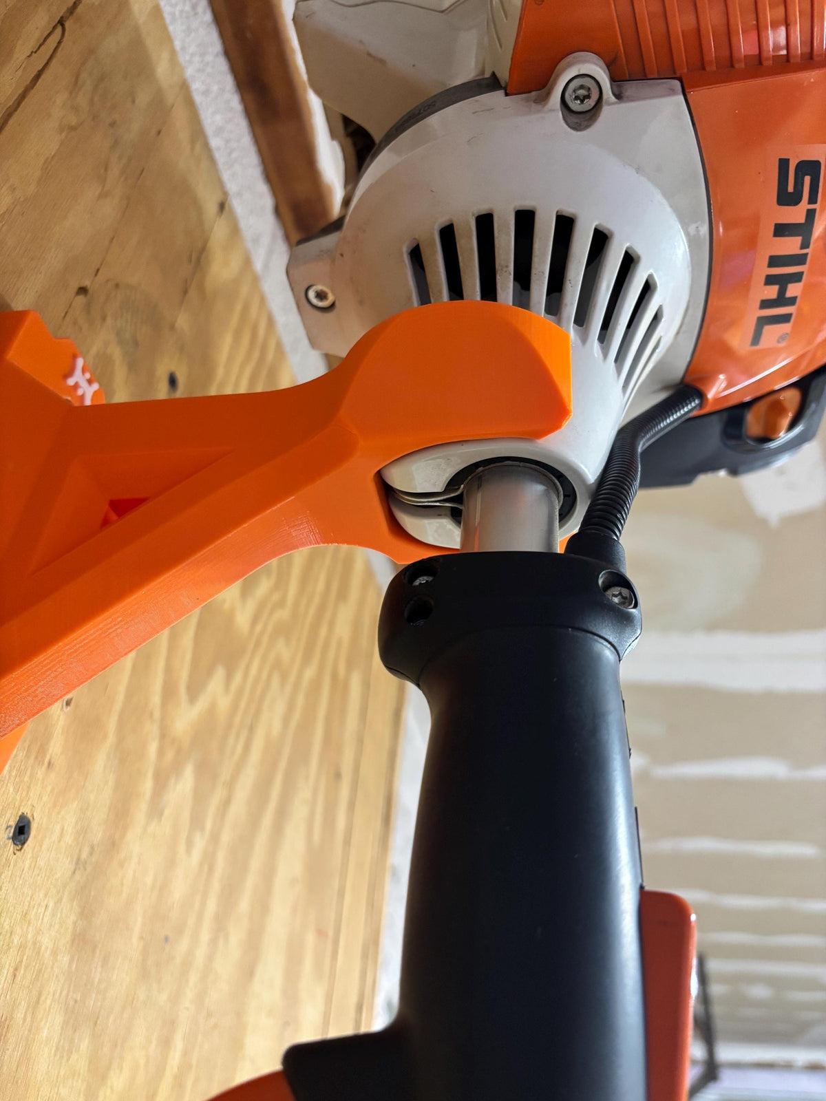 STIHL Kombi Motor KM131R / KM130R / FS91R Compatible Wall Mount Hanger ...