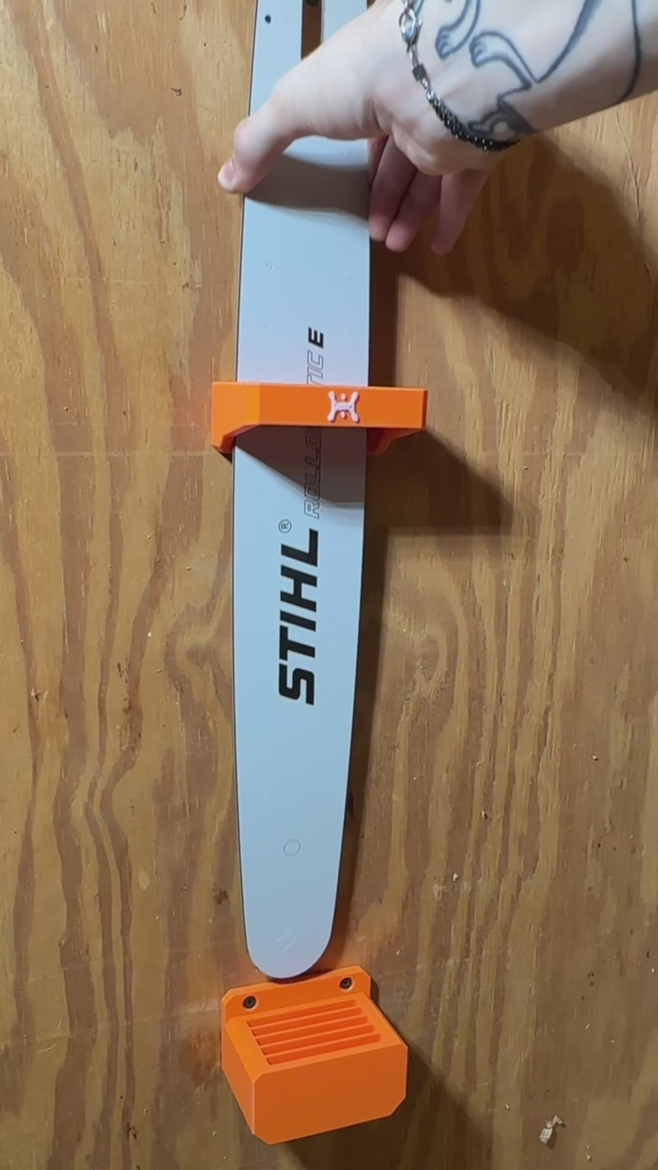 Chainsaw Bar Holder Wall Mount Storage